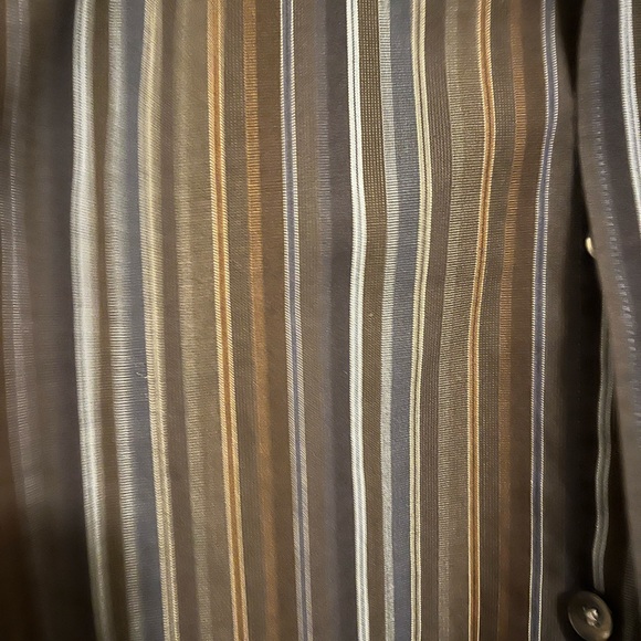 ❤️ 2 for $10 ❤️ Material London long sleeve shirt - Picture 3 of 3